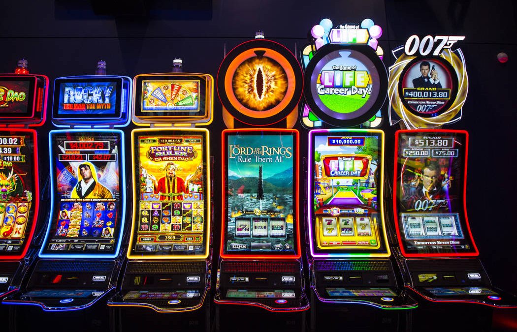 How do slot games work and what are their variations?